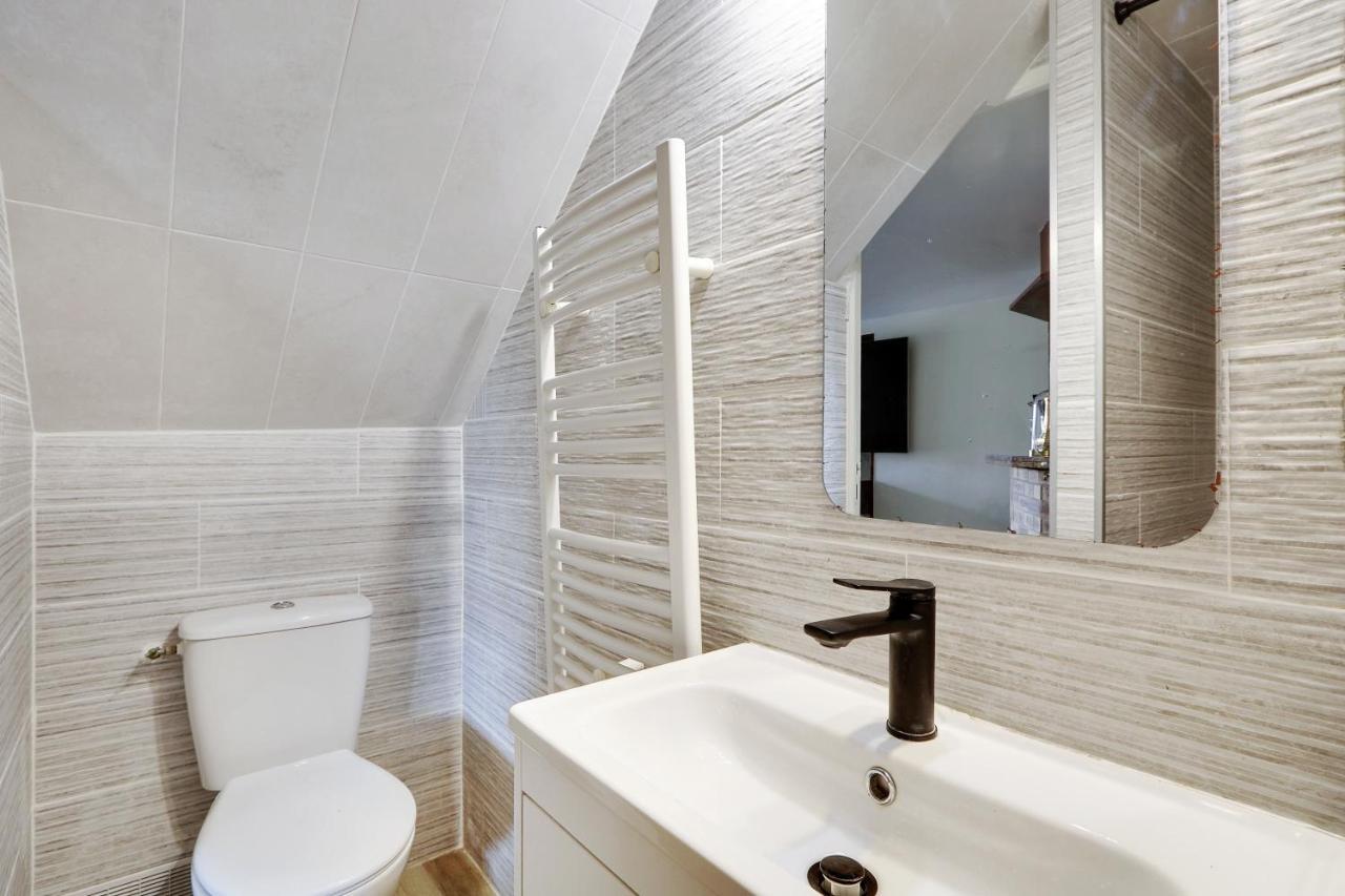 Pick A Flat'S Apartments In Le Marais - Rue Saint Merri Paris Exterior photo